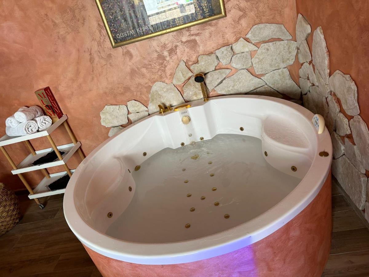 Atena Apartments B&B Gold Pescara Zewnętrze zdjęcie